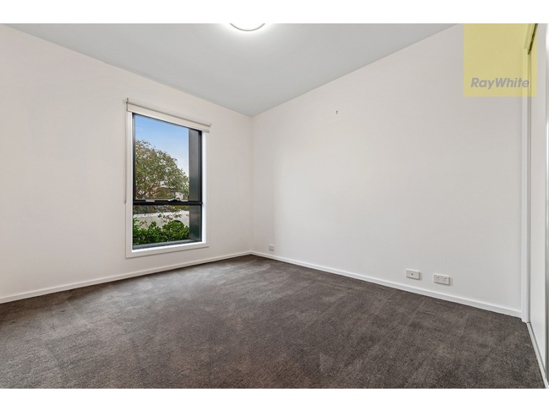 1 Strata Walk, Greenvale VIC 3059