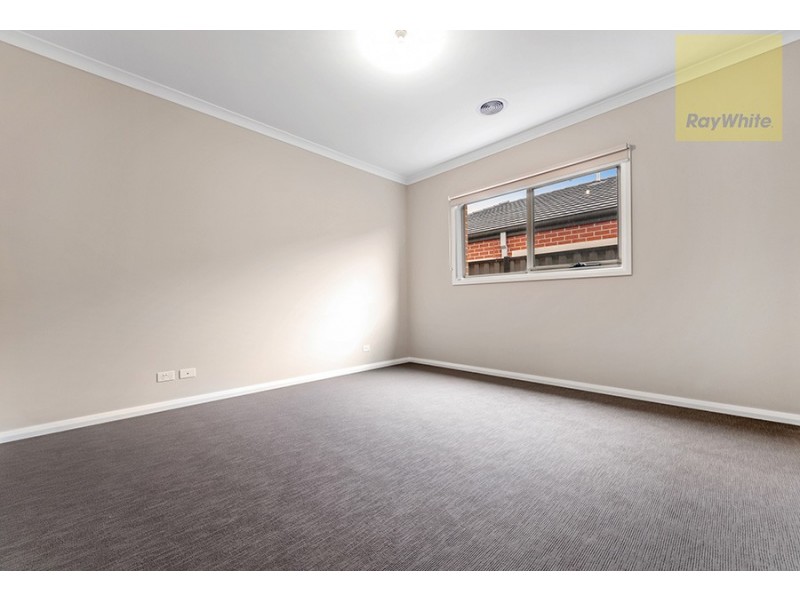 4 Northfield Drive, Craigieburn VIC 3064