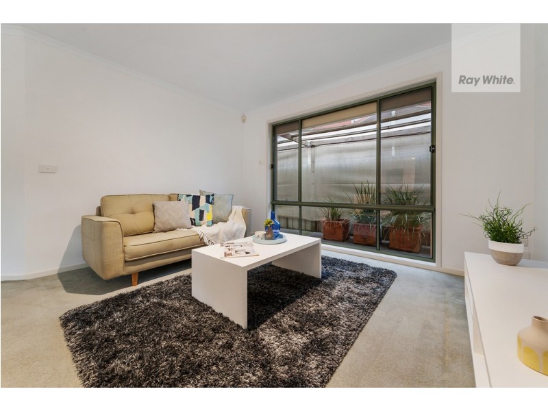 6 Gardenia Close, Craigieburn VIC 3064