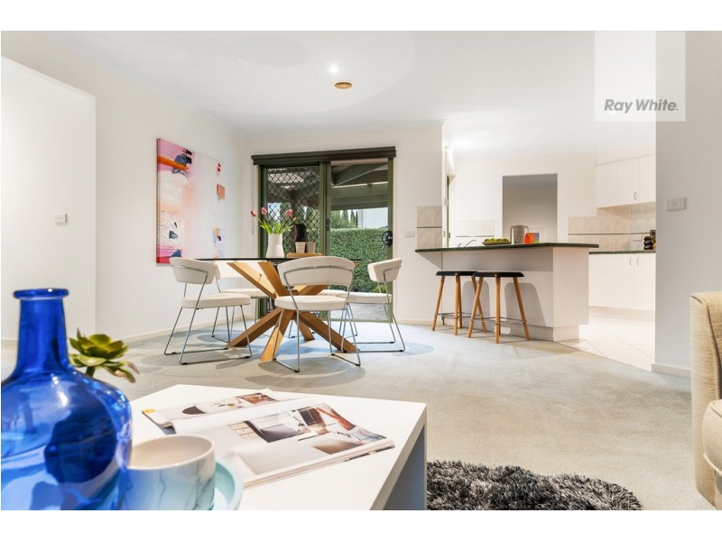 6 Gardenia Close, Craigieburn VIC 3064