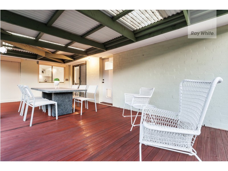 6 Gardenia Close, Craigieburn VIC 3064