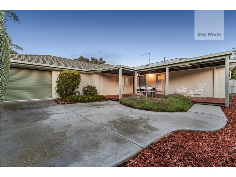 6 Gardenia Close, Craigieburn VIC 3064