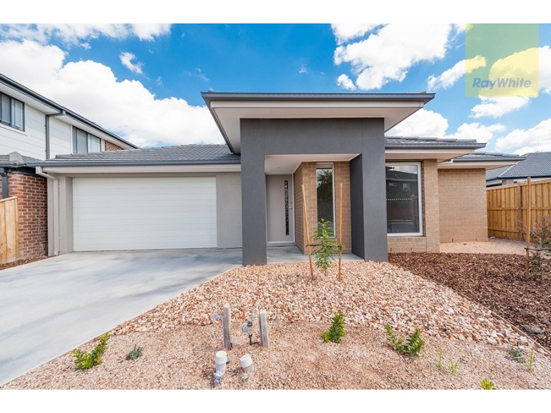 4 Highfield Drive, Mickleham VIC 3064