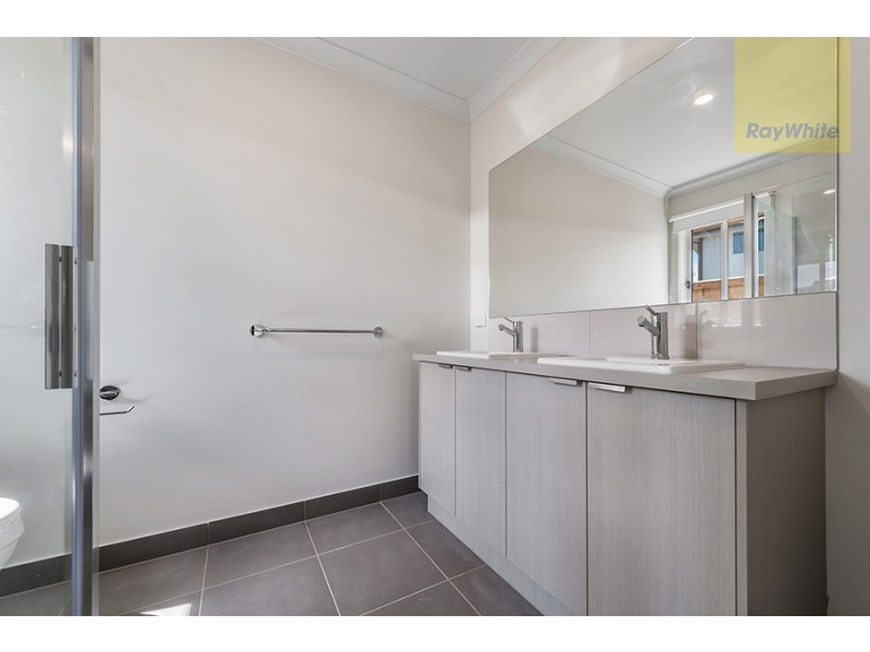 4 Highfield Drive, Mickleham VIC 3064