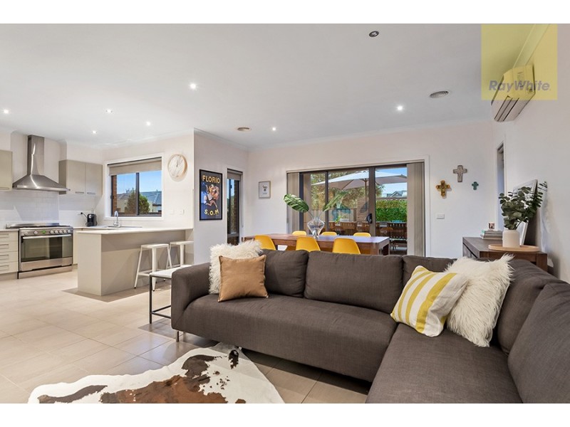 32 The Garlands, Craigieburn VIC 3064