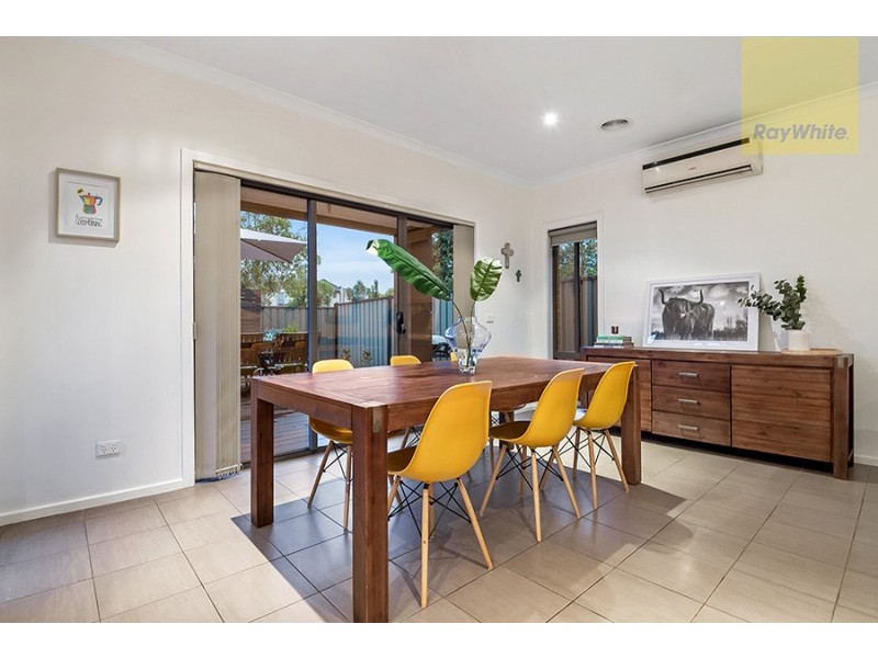 32 The Garlands, Craigieburn VIC 3064