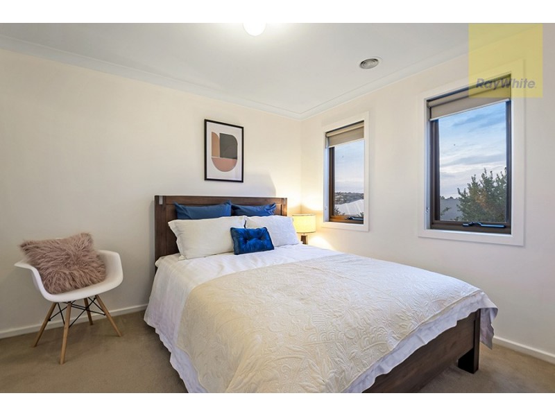 32 The Garlands, Craigieburn VIC 3064