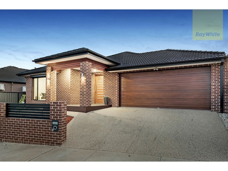 37 Escapade Boulevard, Craigieburn VIC 3064