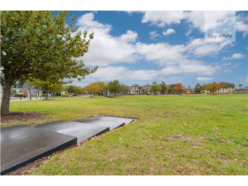 35 Bellfield Drive, Craigieburn VIC 3064