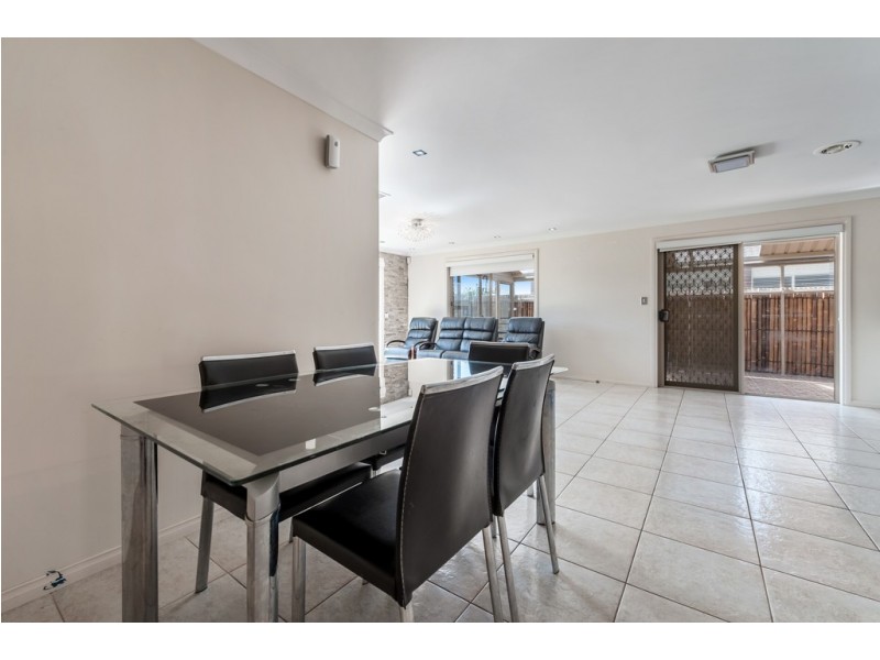 37 Wheatley Avenue, Roxburgh Park VIC 3064