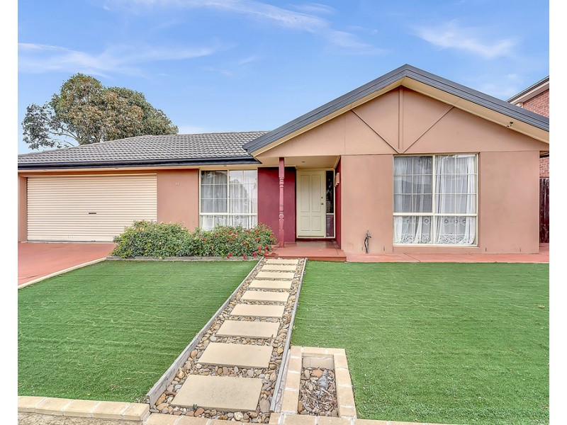 14 Farnham Court, Craigieburn VIC 3064