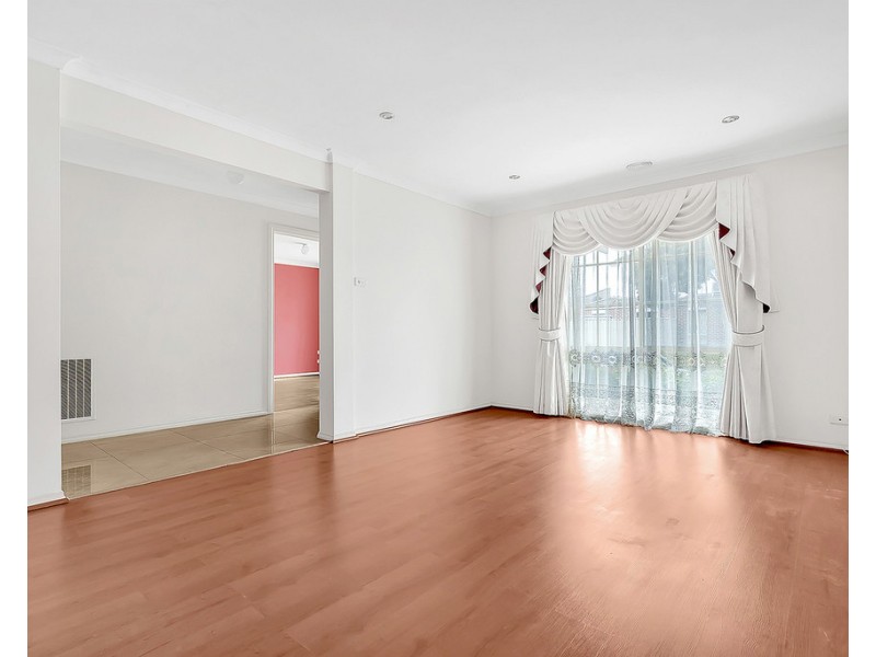 14 Farnham Court, Craigieburn VIC 3064