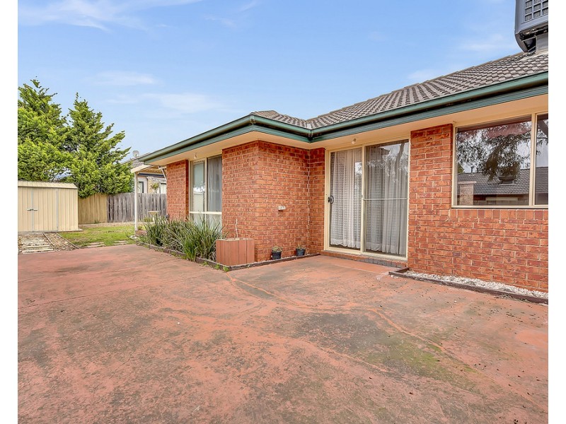 14 Farnham Court, Craigieburn VIC 3064