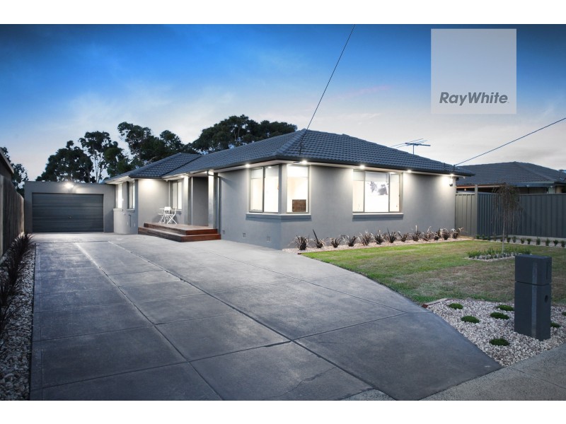 15 Pyke Drive, Gladstone Park VIC 3043