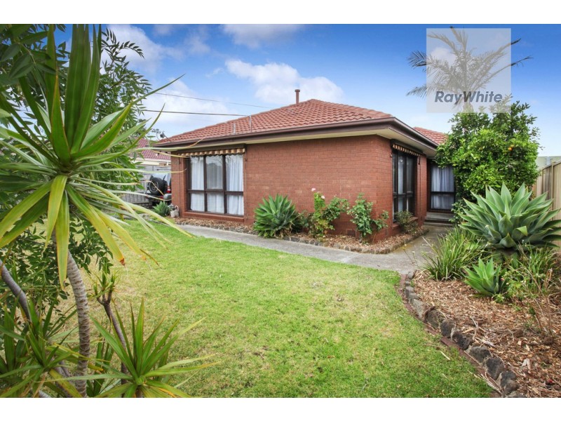 58 Lenoak Street, Gladstone Park VIC 3043