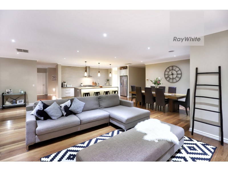 21 Bologna Crescent, Greenvale VIC 3059