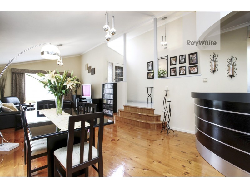 35 Fisher Grove, Tullamarine VIC 3043