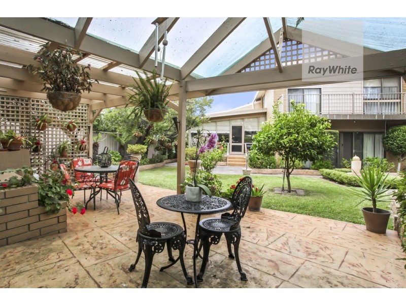 35 Fisher Grove, Tullamarine VIC 3043