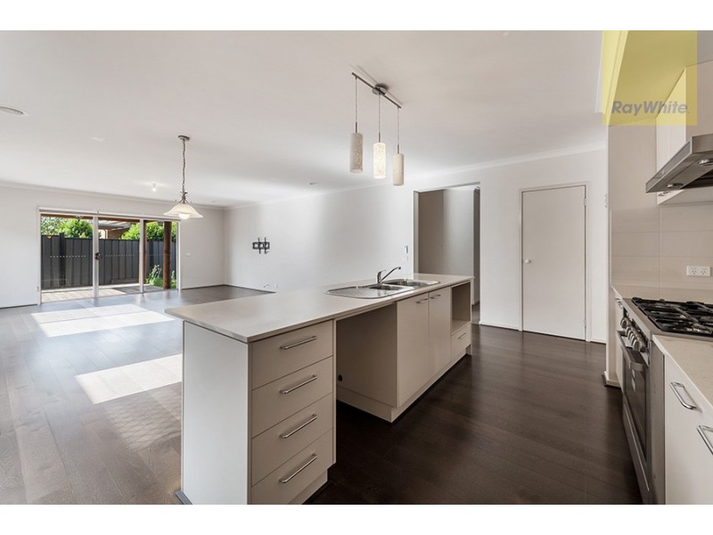 40 Spirited Way, Craigieburn VIC 3064