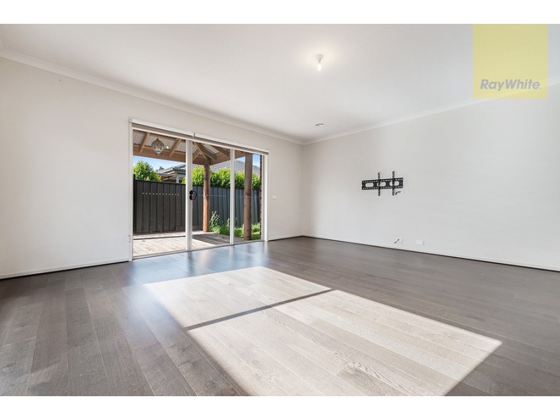 40 Spirited Way, Craigieburn VIC 3064