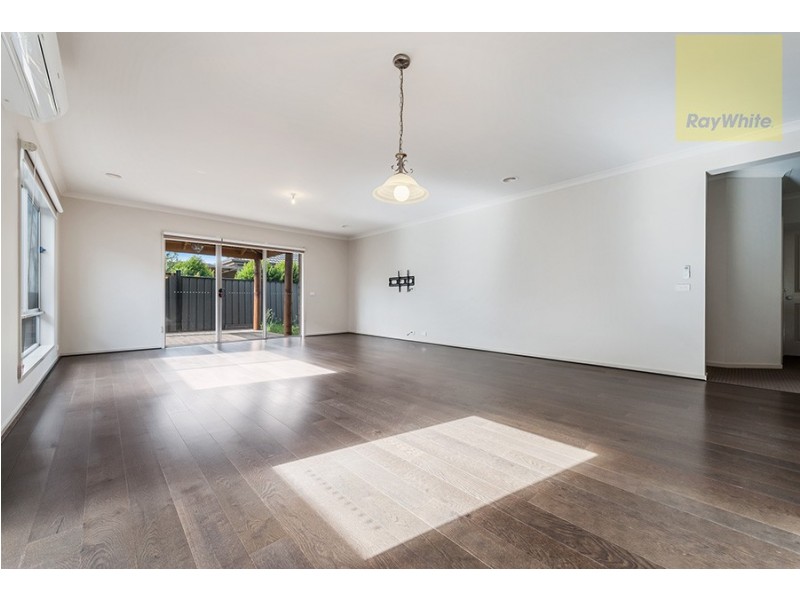 40 Spirited Way, Craigieburn VIC 3064