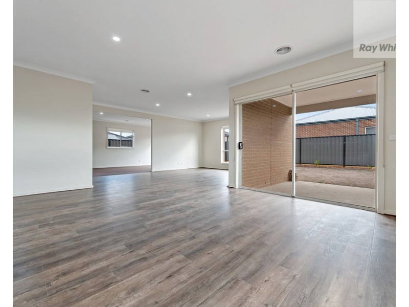 3 Fitzpatrick Circuit, Kalkallo VIC 3064