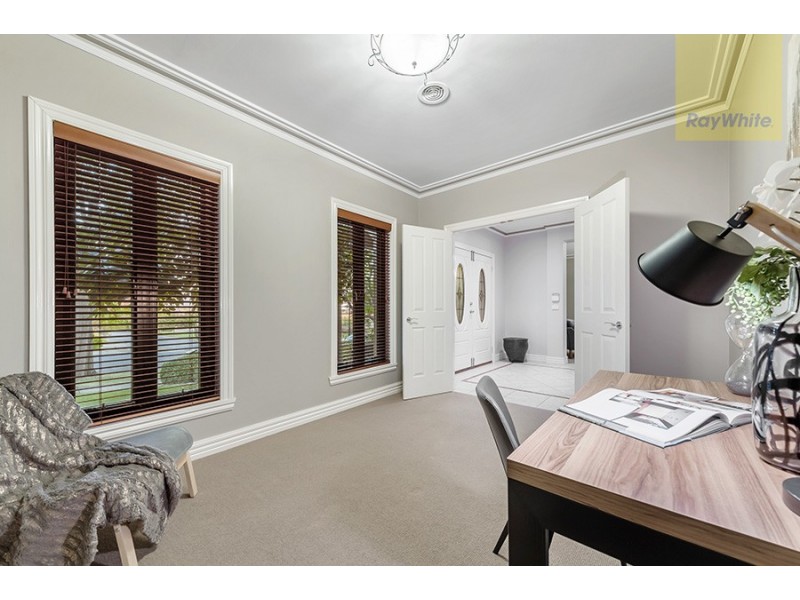 12 Grange Rise, Craigieburn VIC 3064