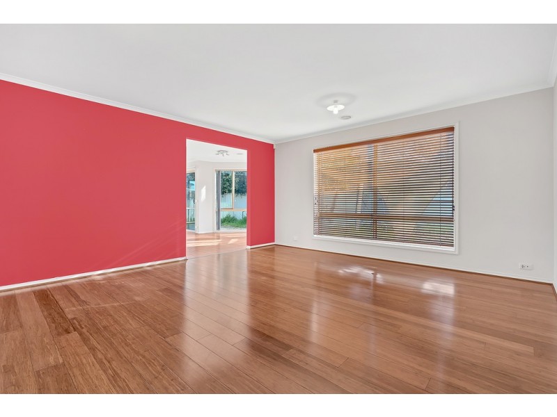 19 Mosman Way, Craigieburn VIC 3064