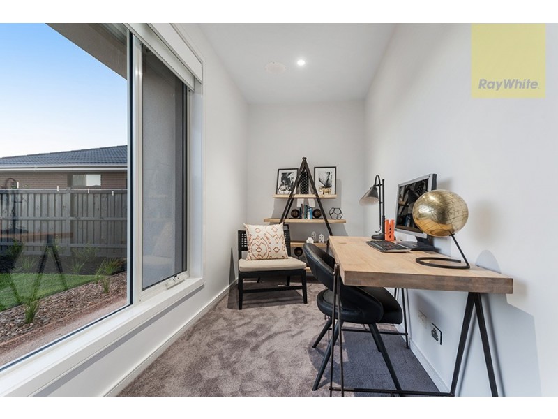 28 Halycon Bend, Beveridge VIC 3753