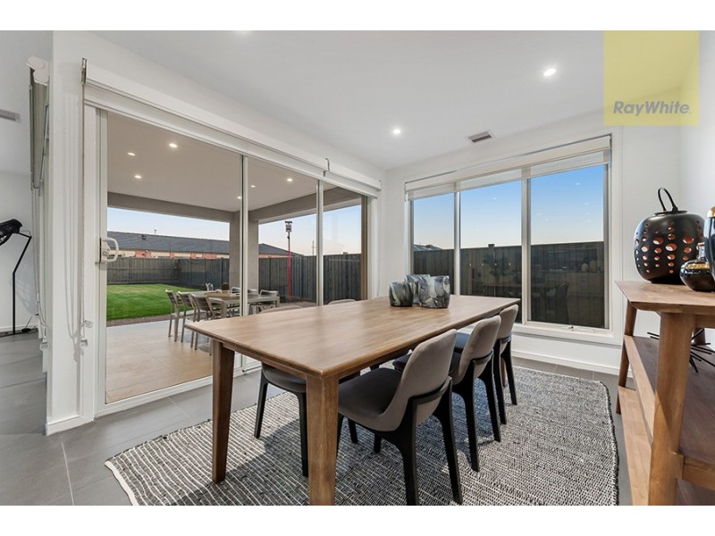 28 Halycon Bend, Beveridge VIC 3753