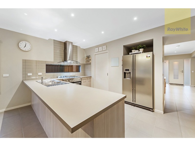 6 Lion Chase, Craigieburn VIC 3064