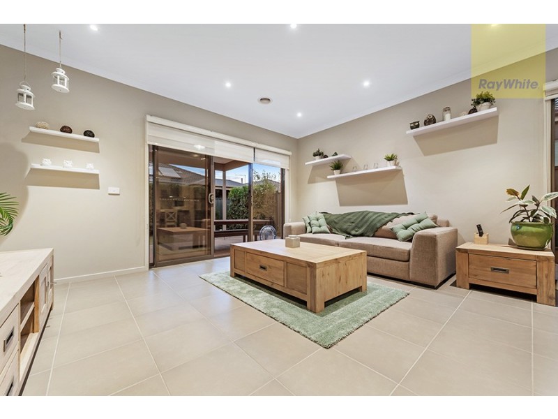 6 Lion Chase, Craigieburn VIC 3064