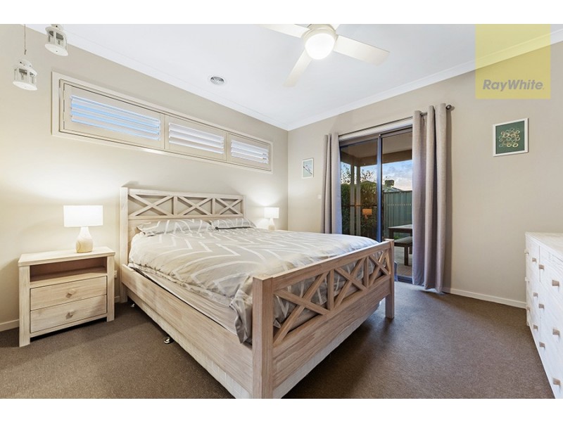 6 Lion Chase, Craigieburn VIC 3064