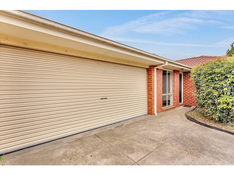 4 Chelmsford Court, Craigieburn VIC 3064