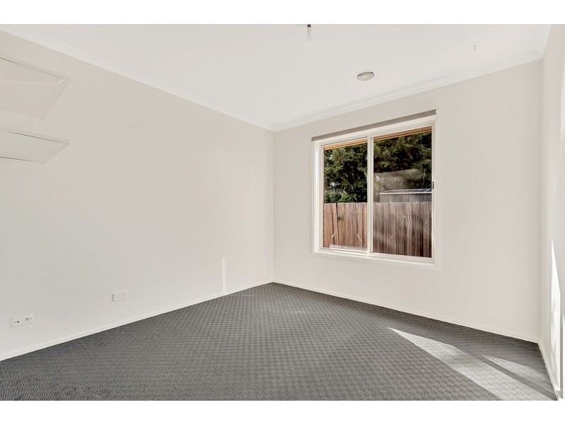 4 Chelmsford Court, Craigieburn VIC 3064