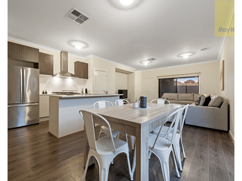 78 Wisteria Avenue, Craigieburn VIC 3064