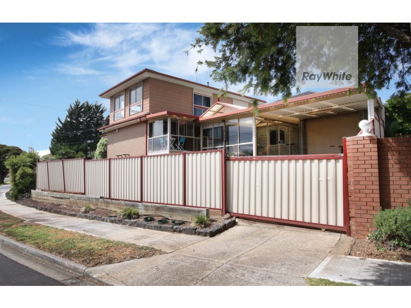 2 Keyes Place, Gladstone Park VIC 3043