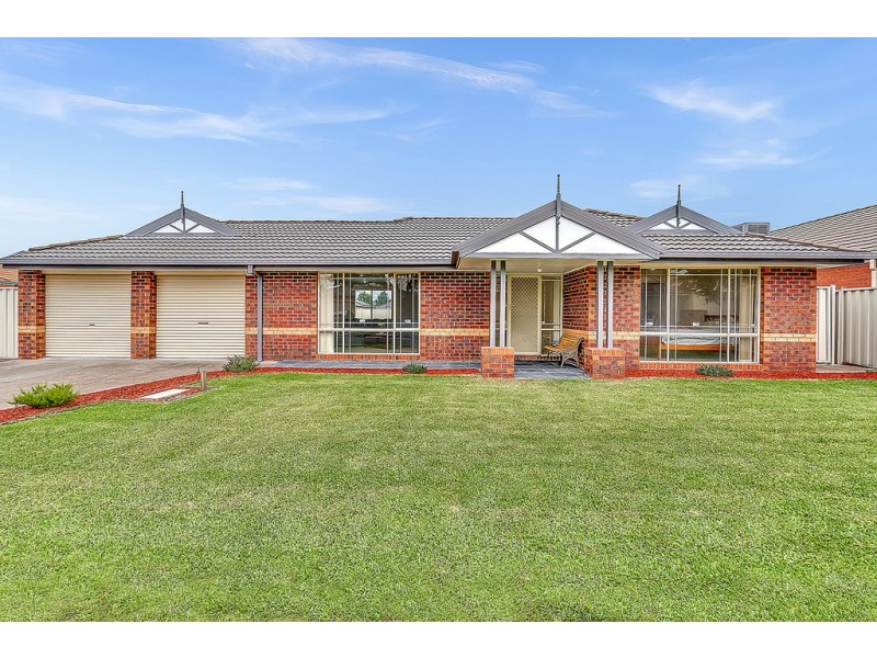 7 Waterdale Rise, Craigieburn VIC 3064