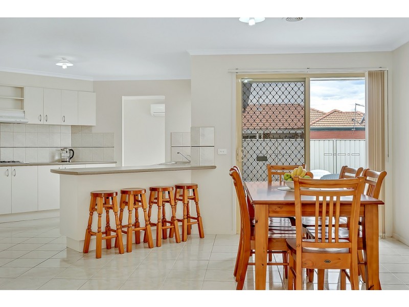 7 Waterdale Rise, Craigieburn VIC 3064