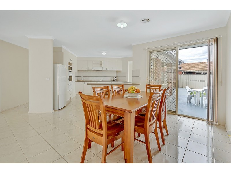 7 Waterdale Rise, Craigieburn VIC 3064