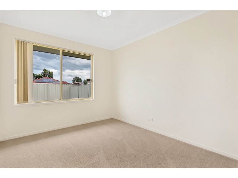 7 Waterdale Rise, Craigieburn VIC 3064