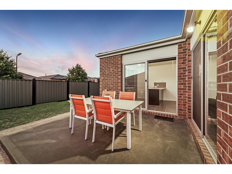 29 Gateshead Street, Craigieburn VIC 3064