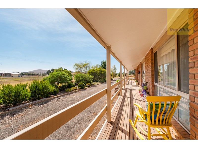 4 Whiteside Street, Beveridge VIC 3753