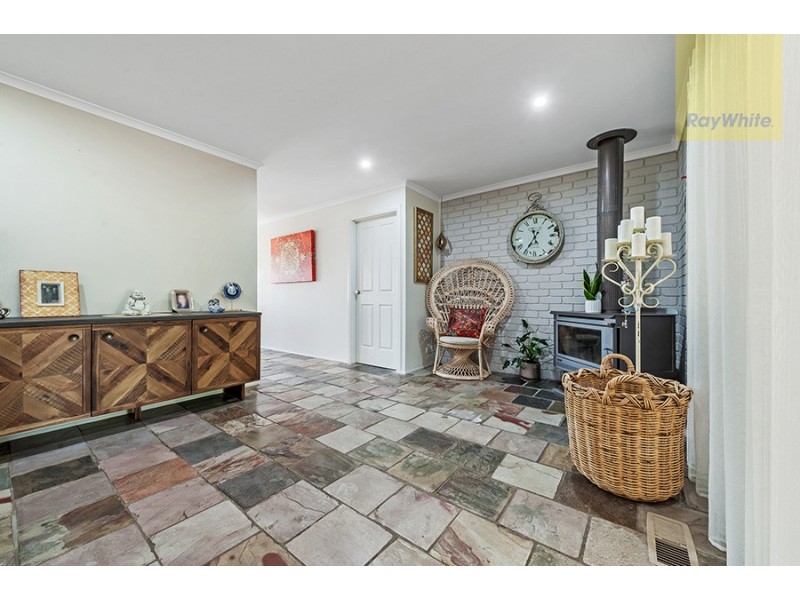 4 Whiteside Street, Beveridge VIC 3753