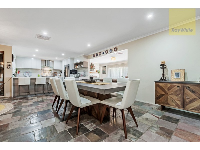 4 Whiteside Street, Beveridge VIC 3753
