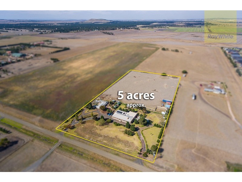 4 Whiteside Street, Beveridge VIC 3753