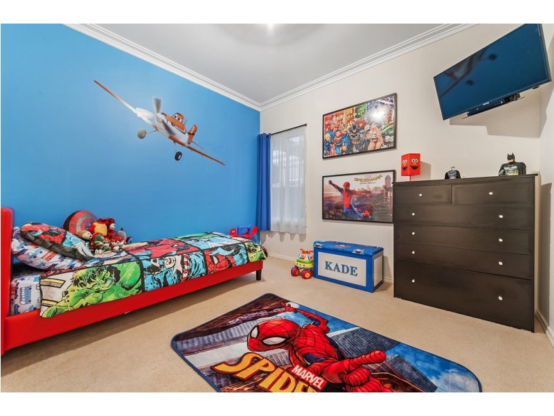 21 Gainsborough Drive, Craigieburn VIC 3064