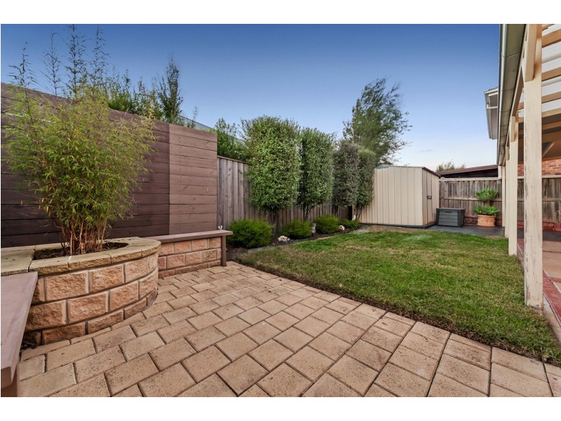 21 Gainsborough Drive, Craigieburn VIC 3064