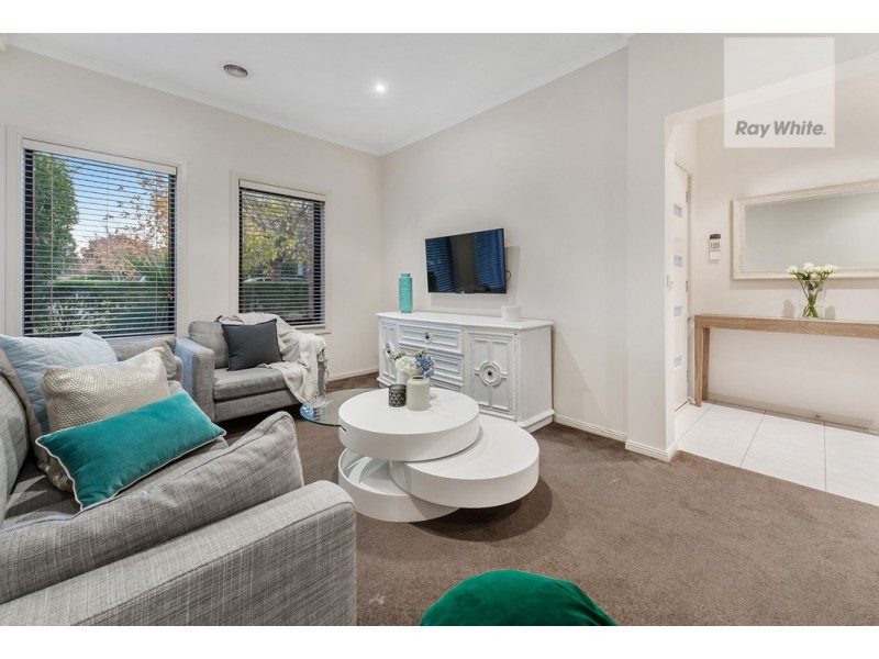 5 Osprey Place, Craigieburn VIC 3064