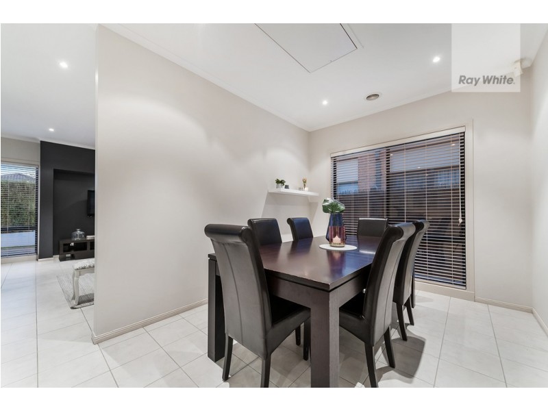 5 Osprey Place, Craigieburn VIC 3064